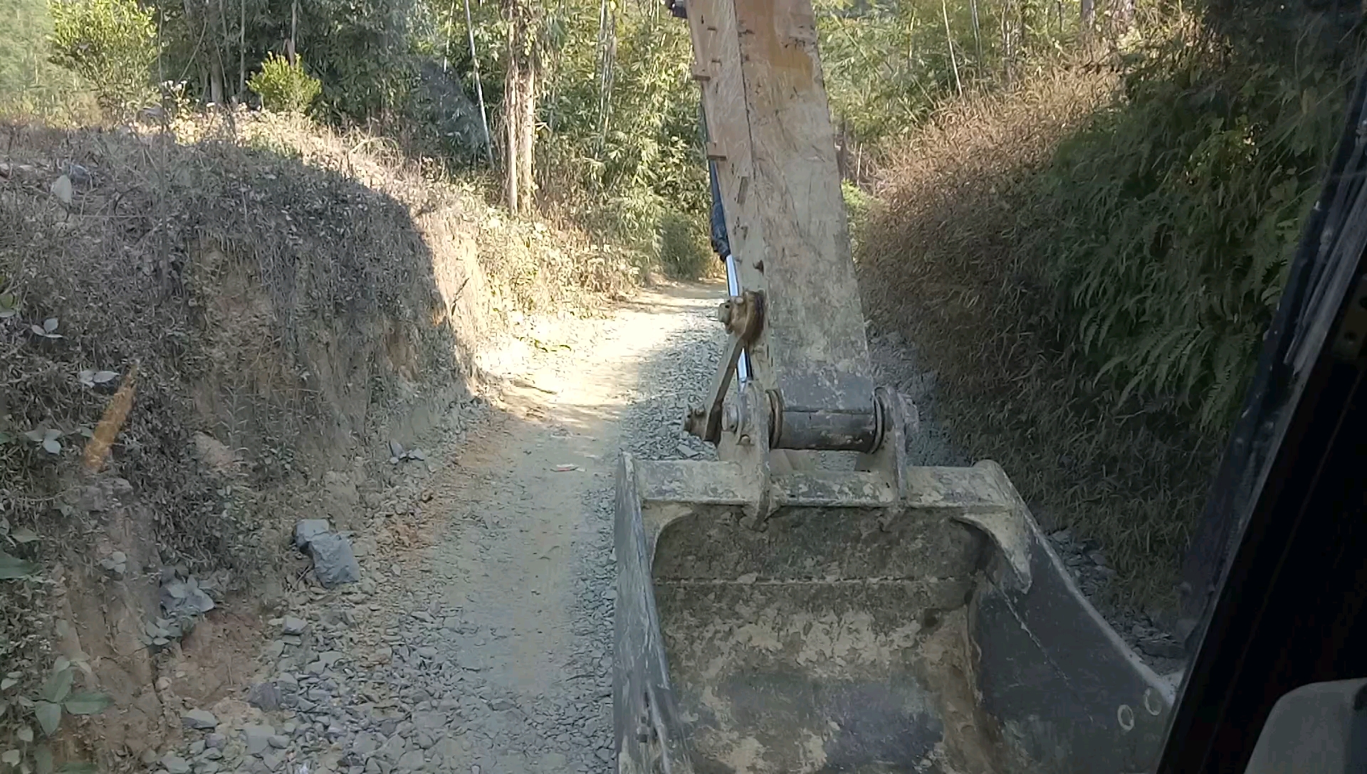 【鐵甲視頻】趕路