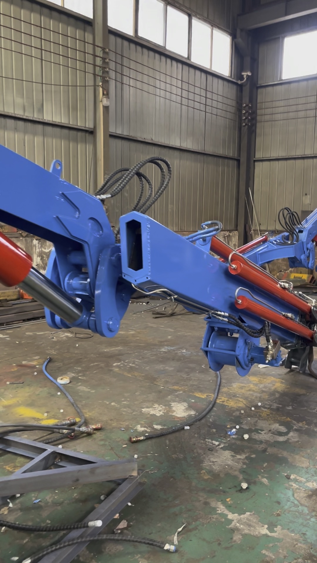 星志重工折臂吊机,高端品质,出口欧洲!-帖子图片