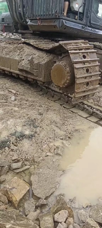 这就是现实版的关键时刻掉链子