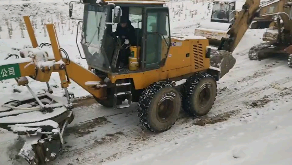 下雪了