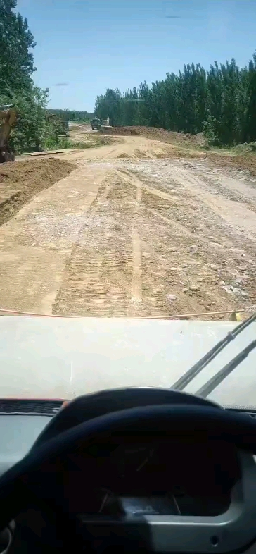 為了生活，努力工作