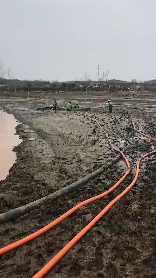 鄂州机场工地清淤泥