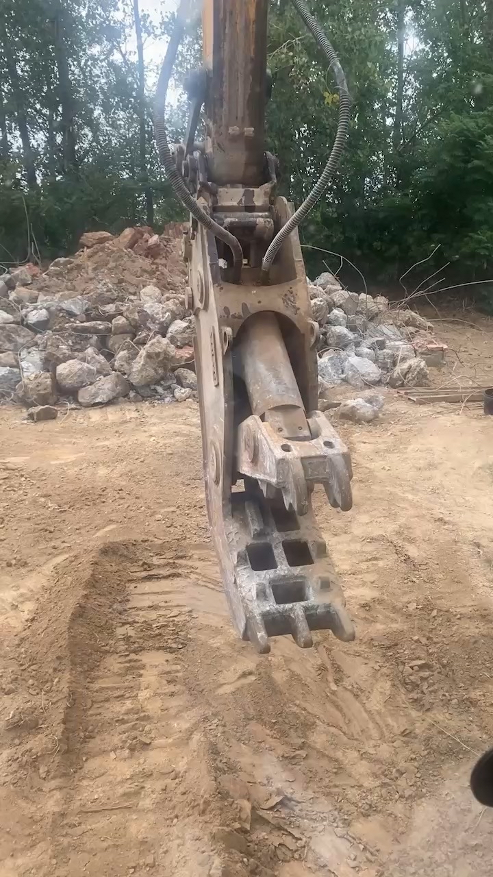 又是卖钢筋的一天