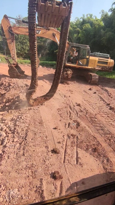 鞋子挺重