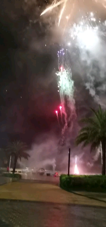 然放