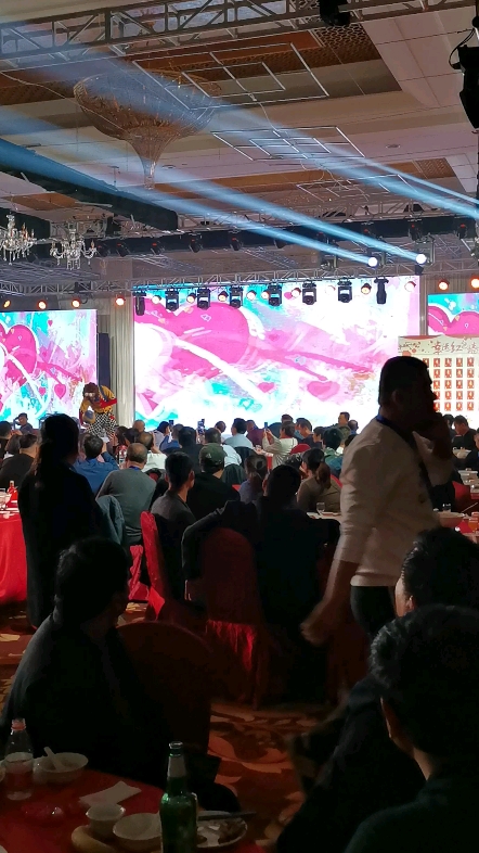 雜技表演