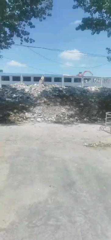 房顶拆除走起