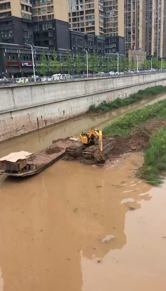 有知道湿地挖机包月价格的嘛 活好找不