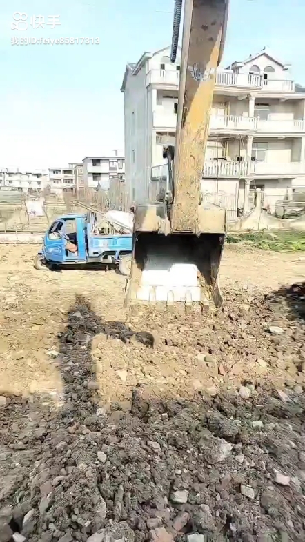 咬紧牙关