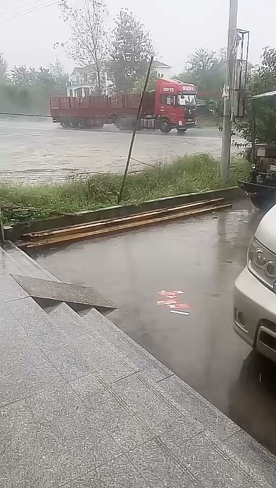 又下雨！