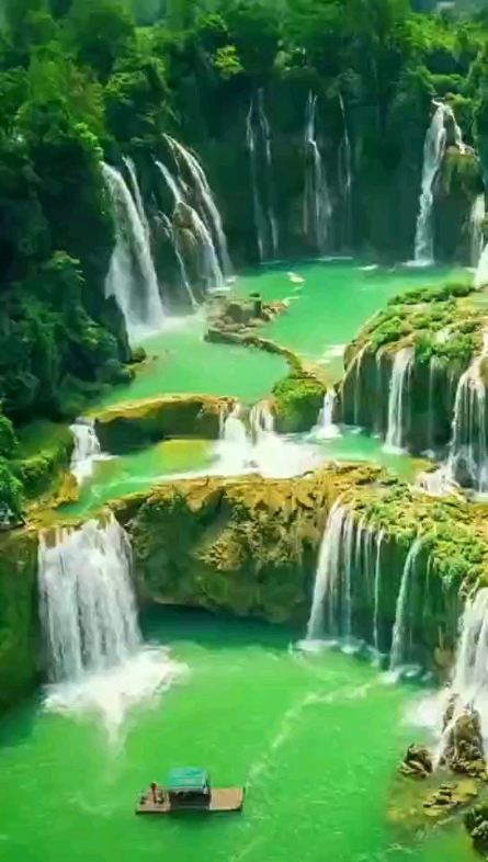 這水，這山