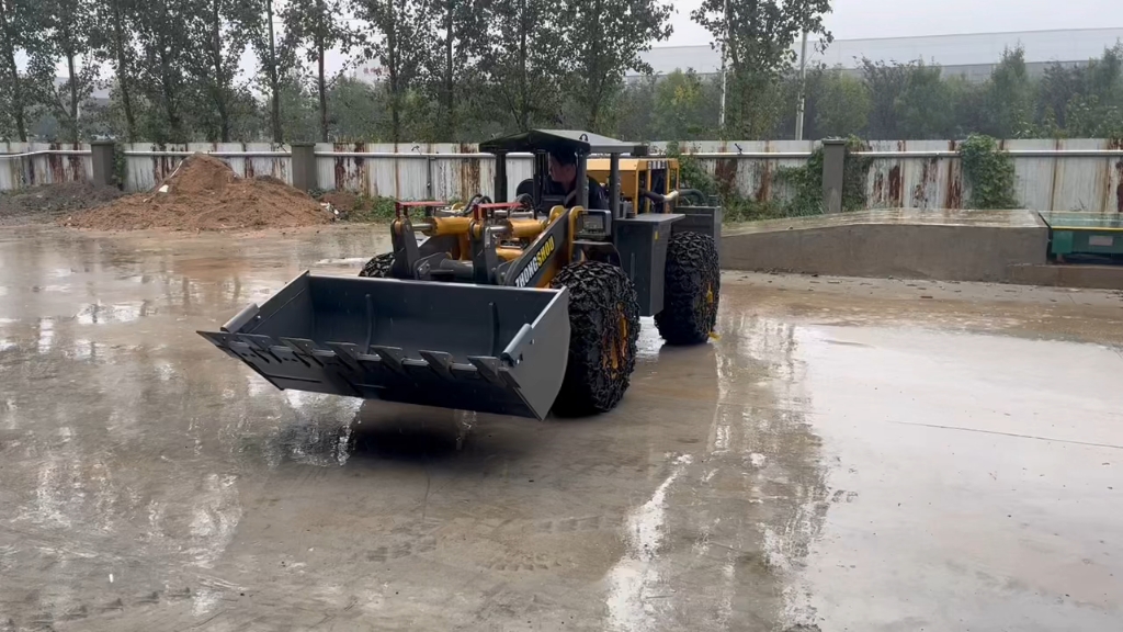 矿洞用井下装载机935型卧式装载机双摇臂矿山铲车