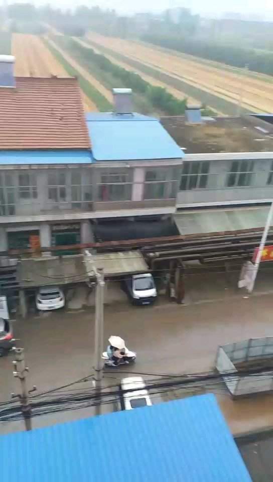 暴雨[表情][表情][表情]