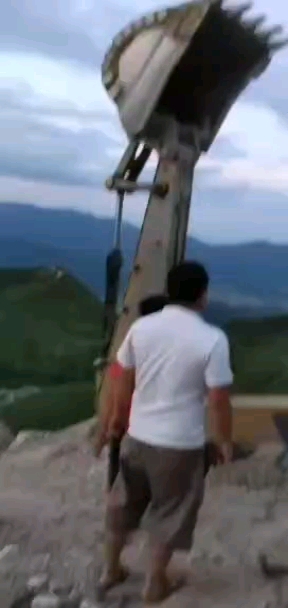 新卡特又被學(xué)徒干翻了[偷笑]