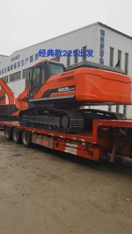 经典款业弘225发车