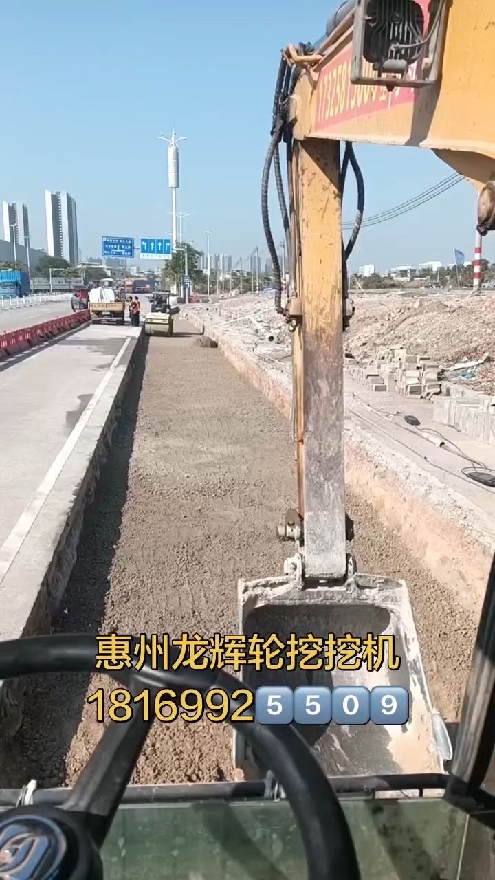 惠州龙辉机械挖机出租，多机型带属具，全域接单台班包月均可