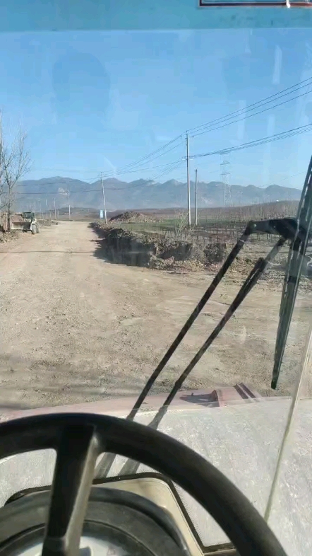 乡村道路基础压实
