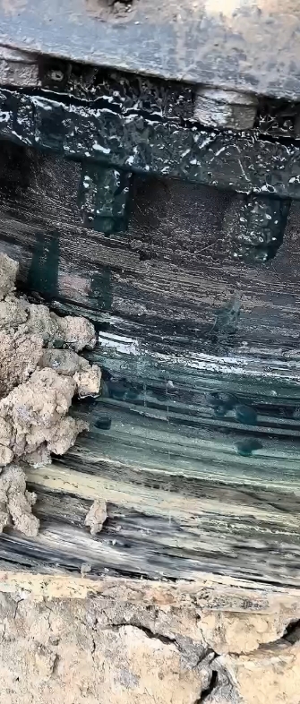 卡特320转盘漏油