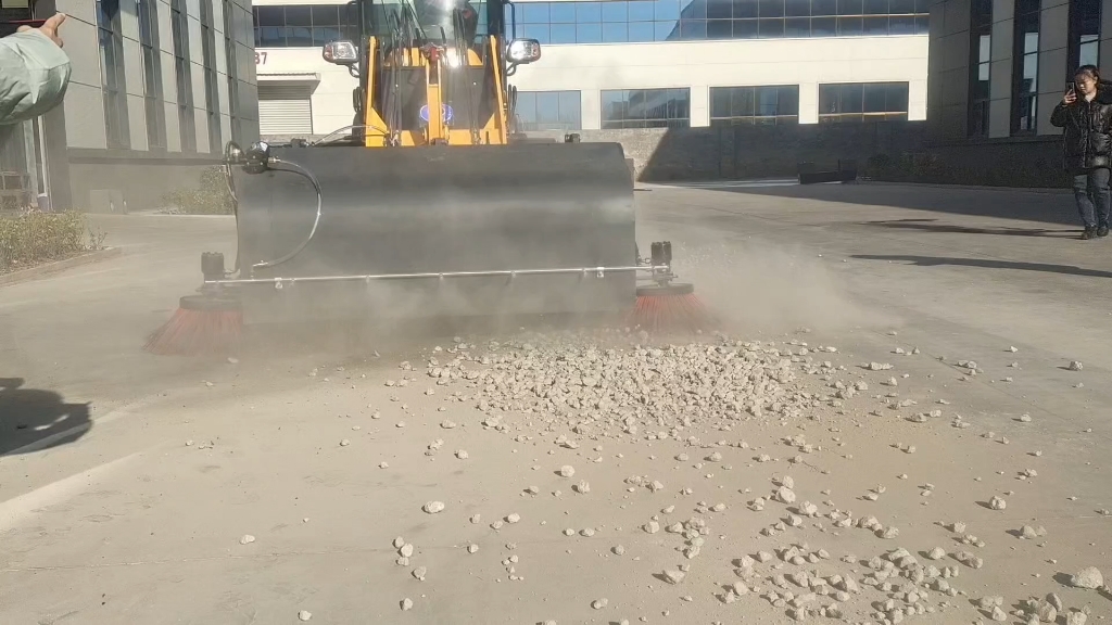 装载机扫地机前进式清扫器改装道路扫地机效率快