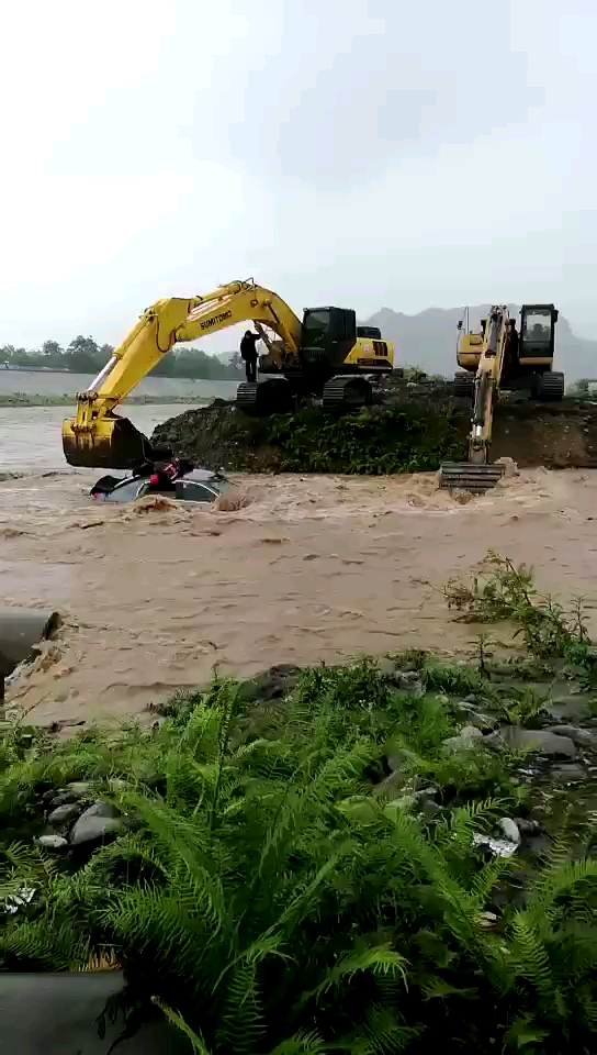 雨季了，野外作業(yè)多注意安全