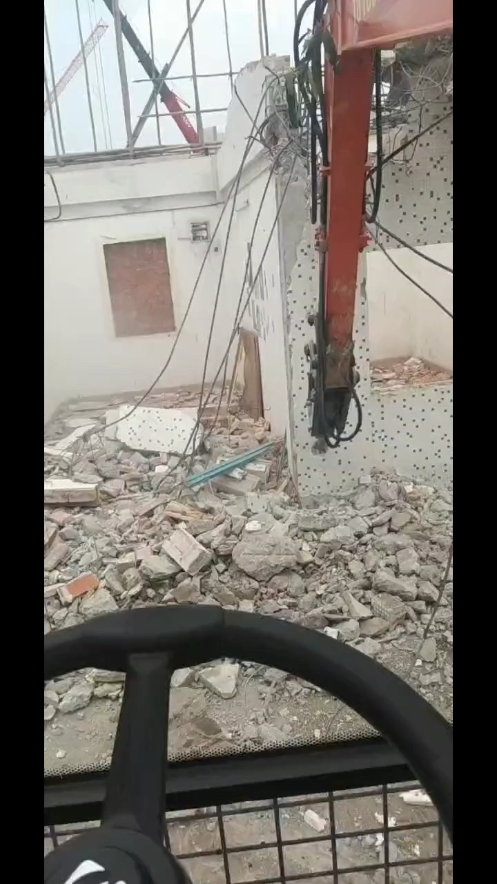 惠州轮式挖机、夹机出租｜自有车队｜台班包月｜24小时上门