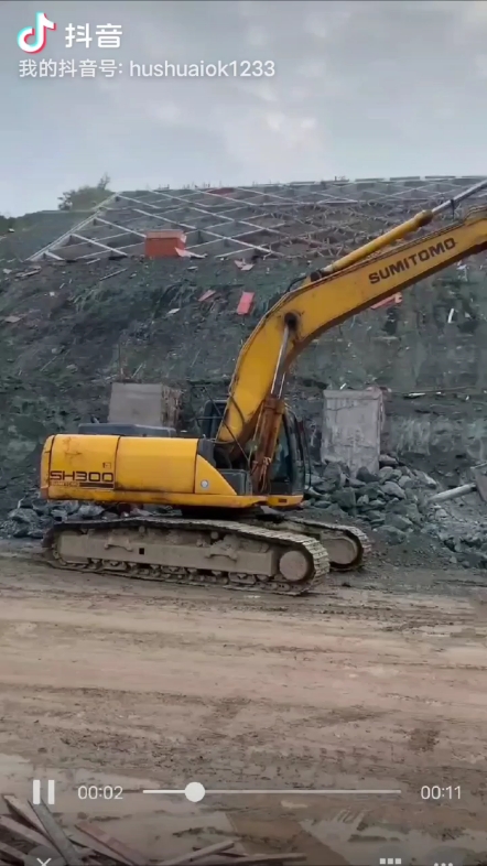 专业机械化开槽团队 玩转铣挖设备