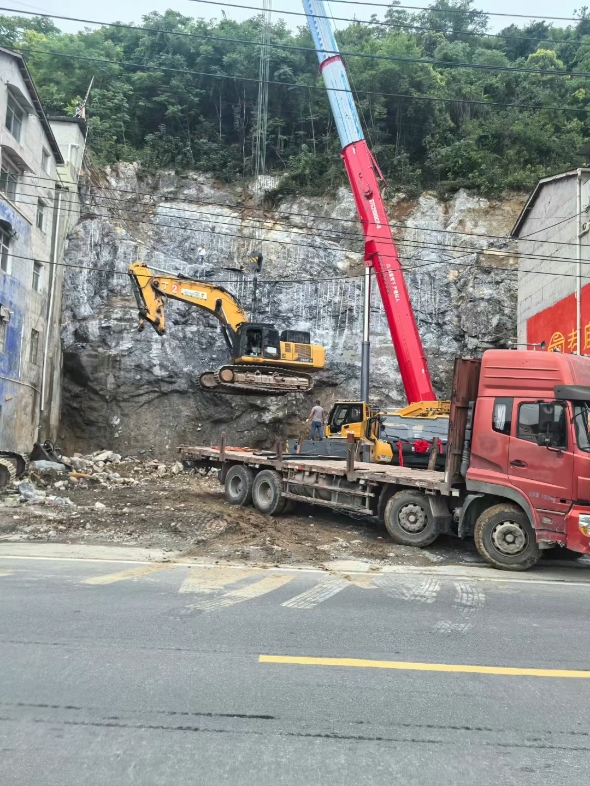 恩施本地吊车出租