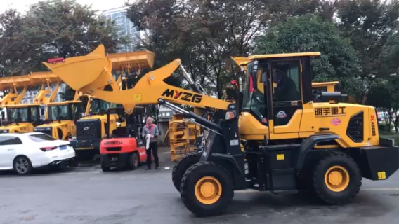 恭喜老板喜提新车