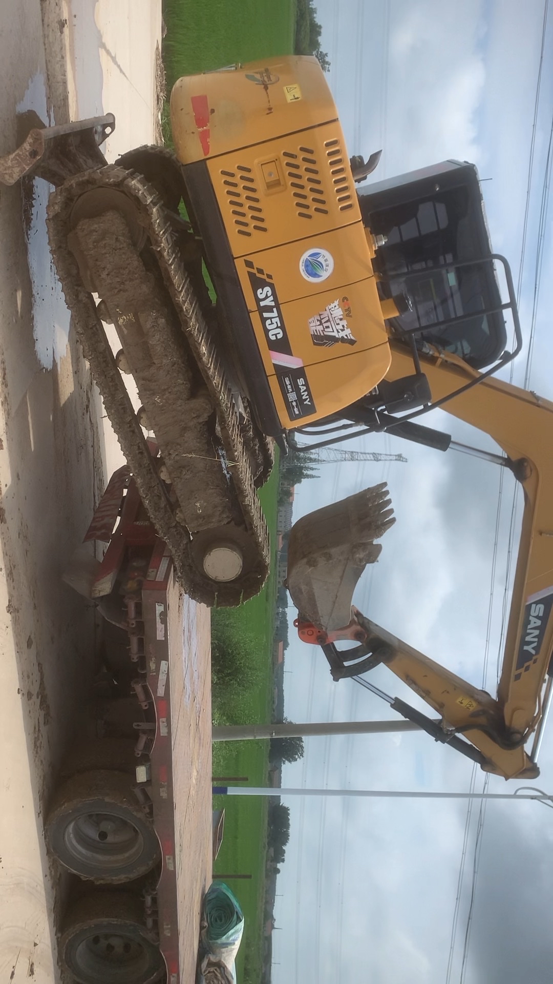 精品三一75、发车