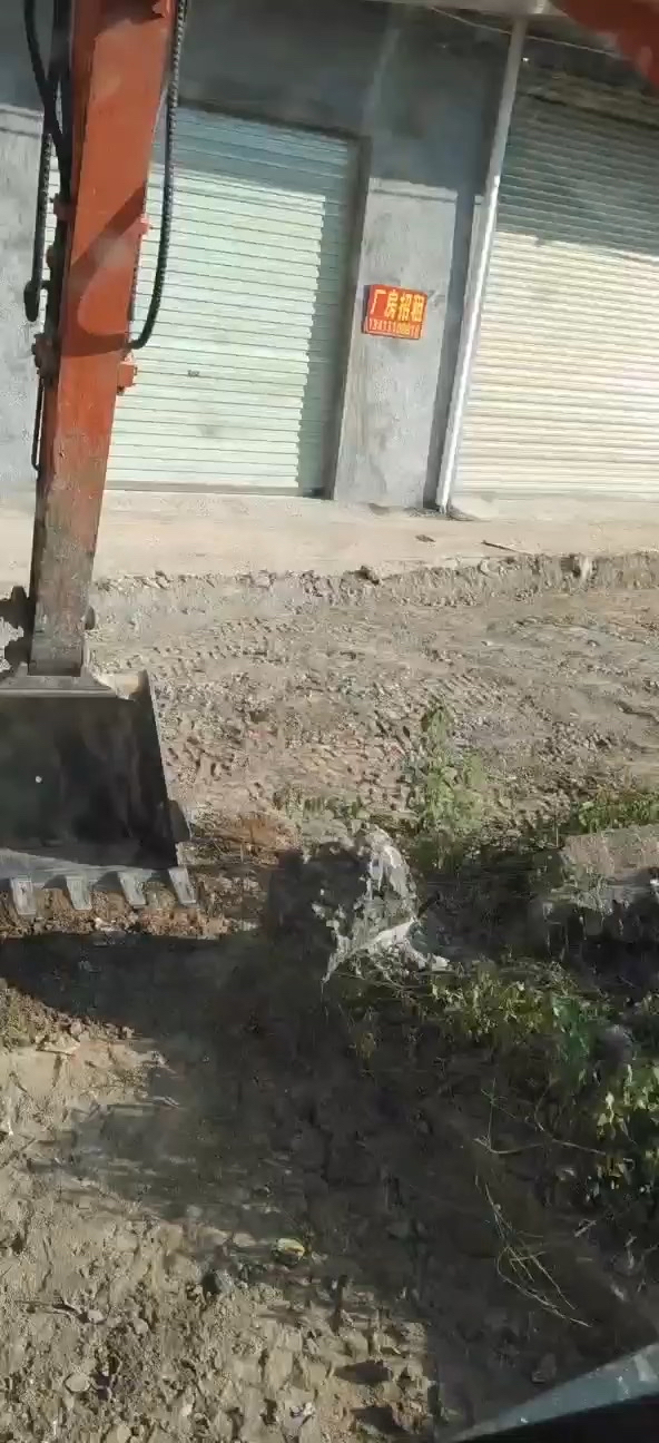 龍輝輪挖租賃｜廣深莞惠50公里上門，破碎拆除清運一站式工程服務(wù)-帖子圖片