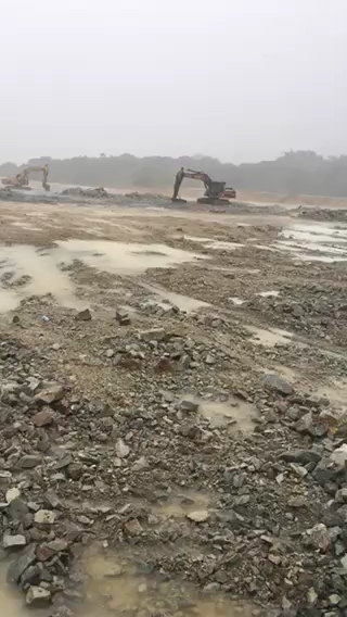 落大雨還要開工