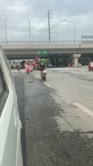 揚帆起航