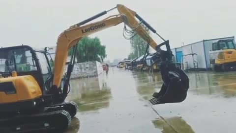 柳工60送爪子