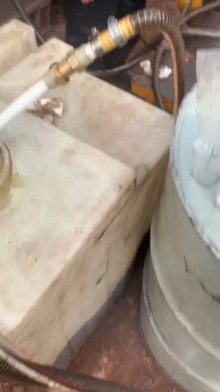 忙都忙不过来，凌晨三点喊我去过滤，到地方都7点了。