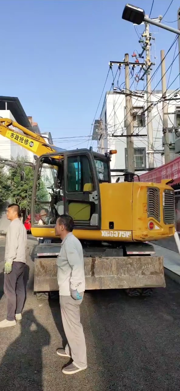 88号技师城中村线缆落地改造养生活