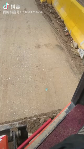 萬能的挖掘機啊