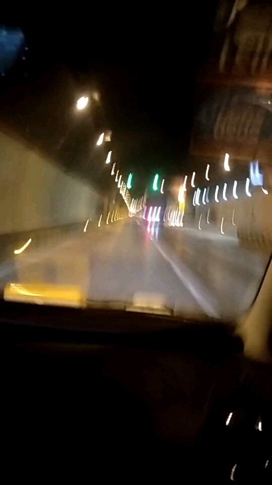兰州提车记   乌鞘岭隧道。