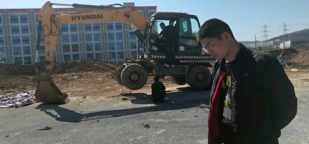 新疆的客户来看轮挖-帖子图片