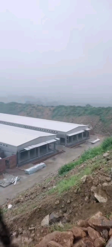 雨天停工
