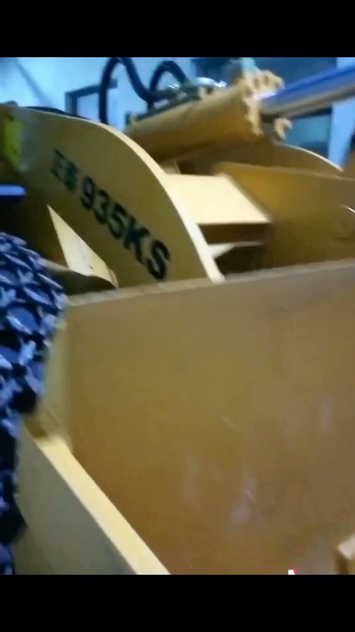 隧道施工現(xiàn)場(chǎng)935井下裝載機(jī)正泰機(jī)械
