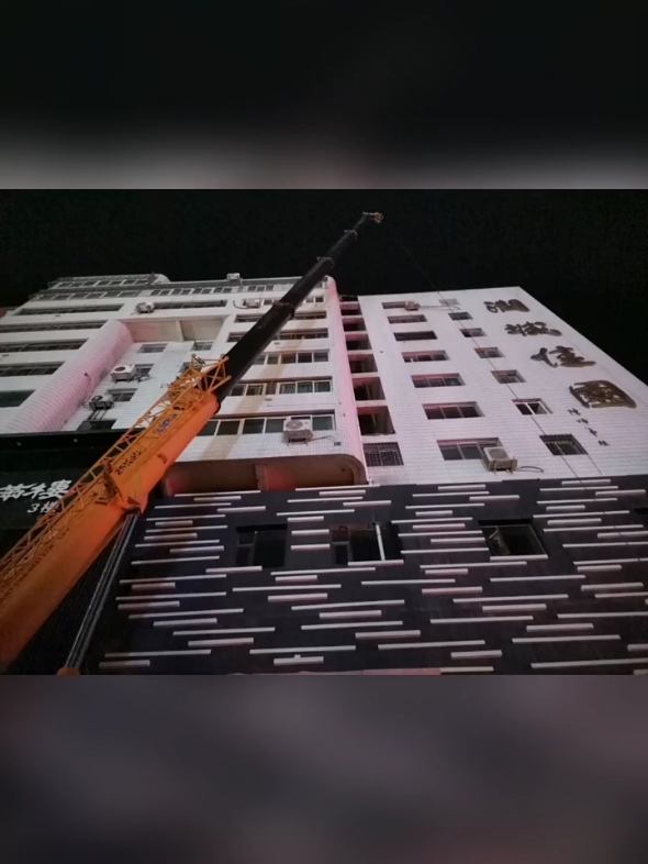 ### 1. 突出专业高效 - 本地吊车租赁｜25-50