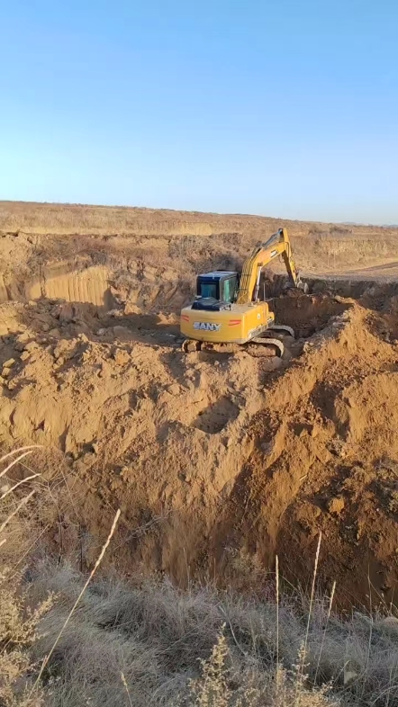 出售个人19年三一135，6600小时，车在怀安，