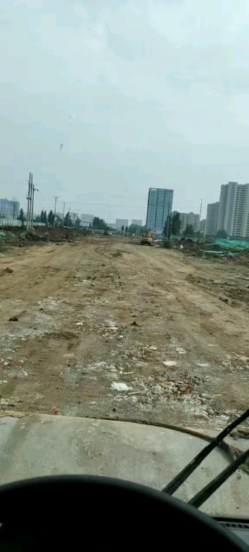 雨后开工