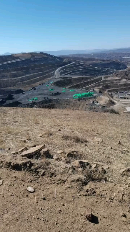 山川溝壑-帖子圖片