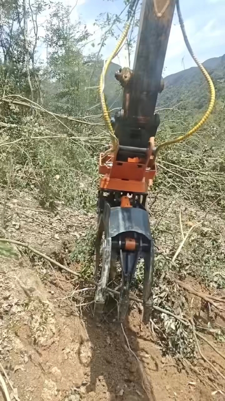挖掘机抓木器实体厂家
