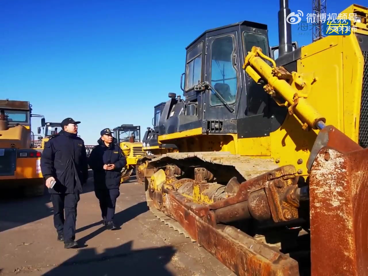 海關查獲涉嫌侵權二手推土機出口三臺-帖子圖片