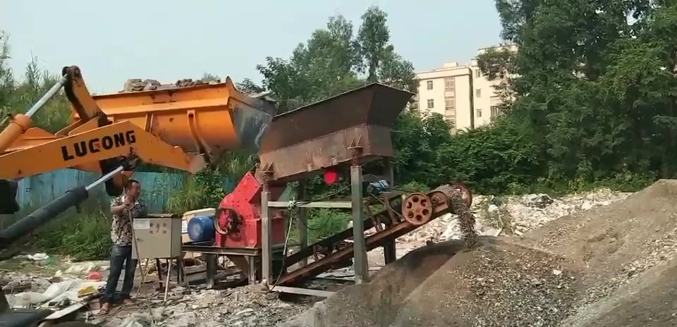 錘破制砂機(jī)供應(yīng)廠家錘破制砂機(jī)錘破破碎機(jī)-帖子圖片