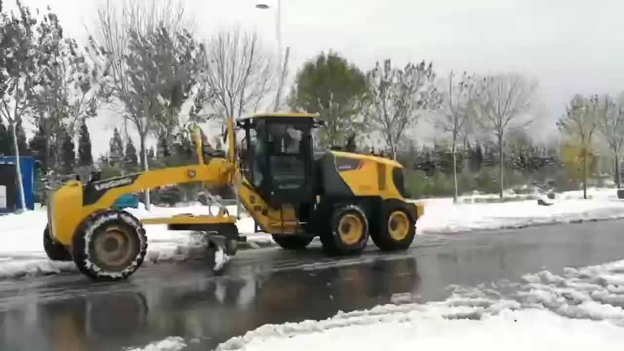 下雪了，有活干了