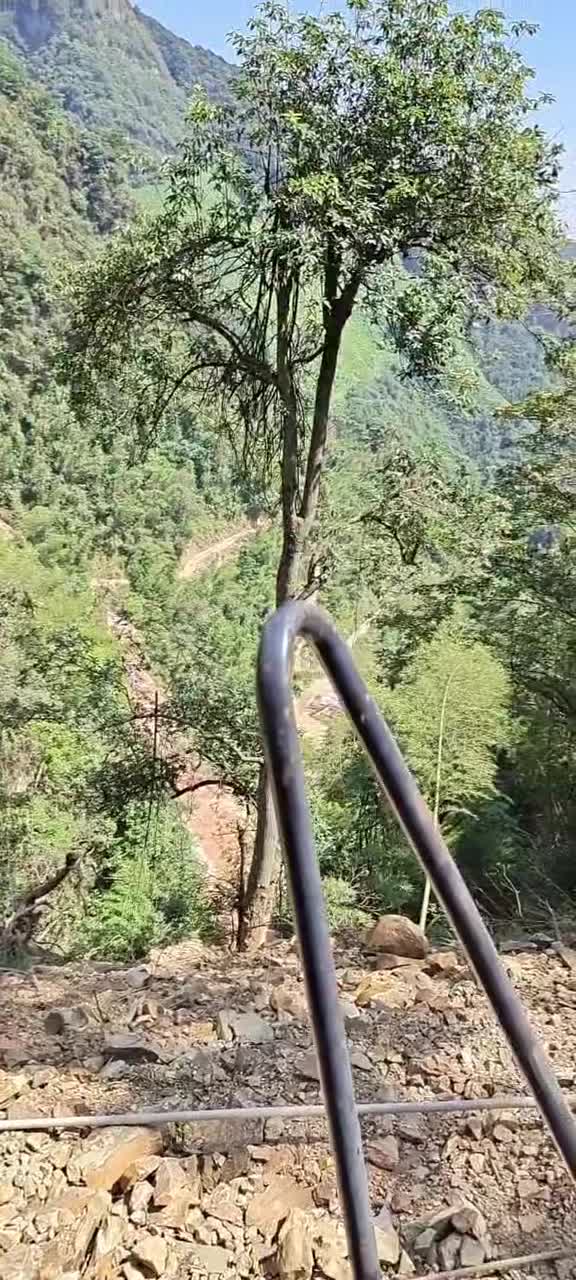 山路十八彎